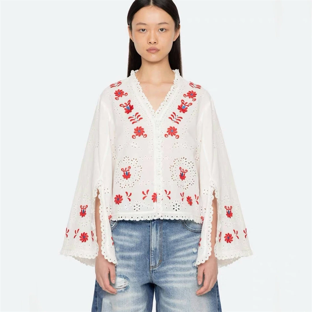 Classical Red Floral Embroidery Bell Sleeve Shirt French Style Loose Fit Cotton Linen Blend Breathable Slimming V Neck Cardigan
Classical Red Floral Embroidery Bell Sleeve Shirt French Style Loose Fit Cotton Linen Blend Breathable Slimming V Neck Cardigan