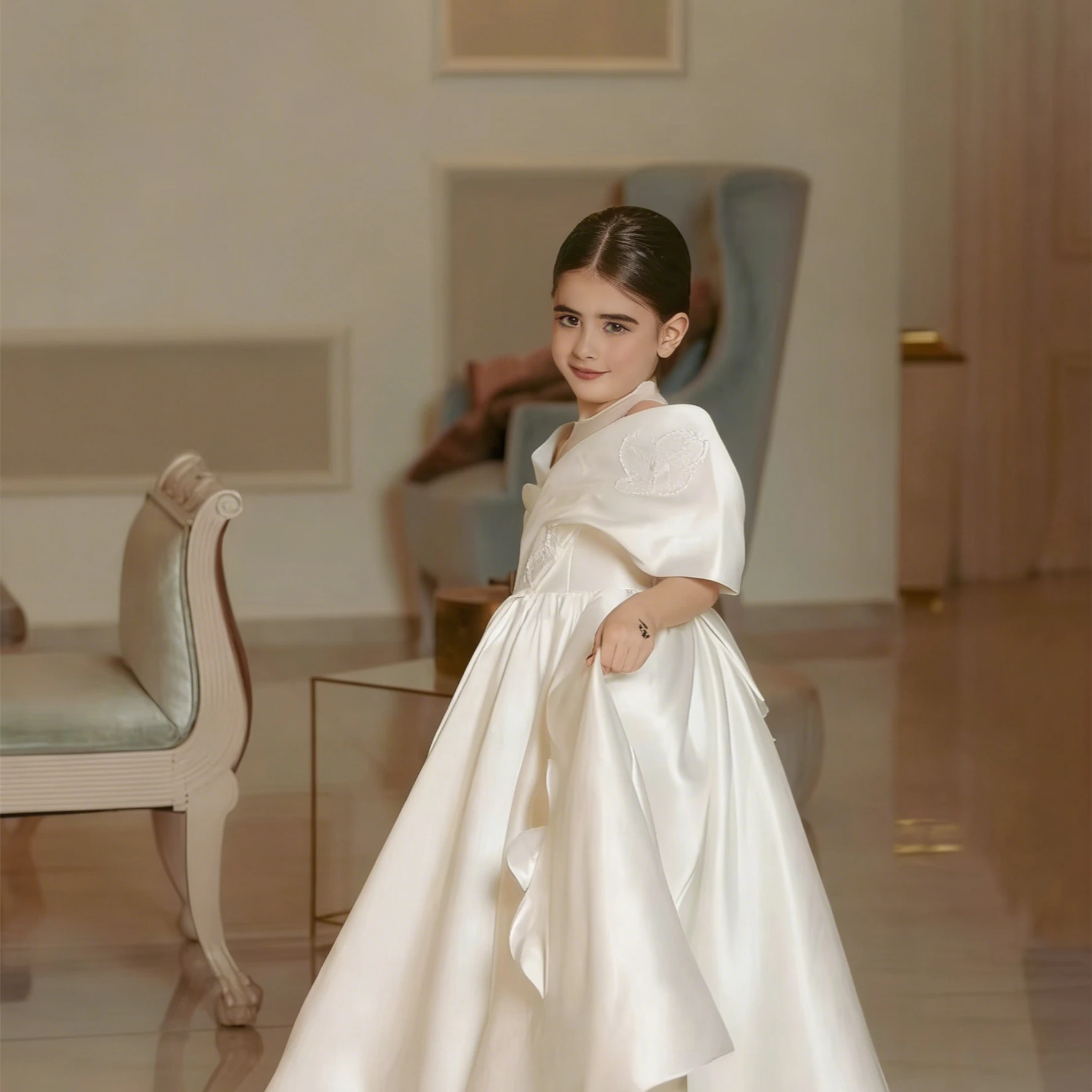 Customized Flower Girl Dress For Wedding Bowknot Satin Short Sleeve Floor Length Elegant Kids Birthday First Communion Gown
Customized Flower Girl Dress For Wedding Bowknot Satin Short Sleeve Floor Length Elegant Kids Birthday First Communion Gown