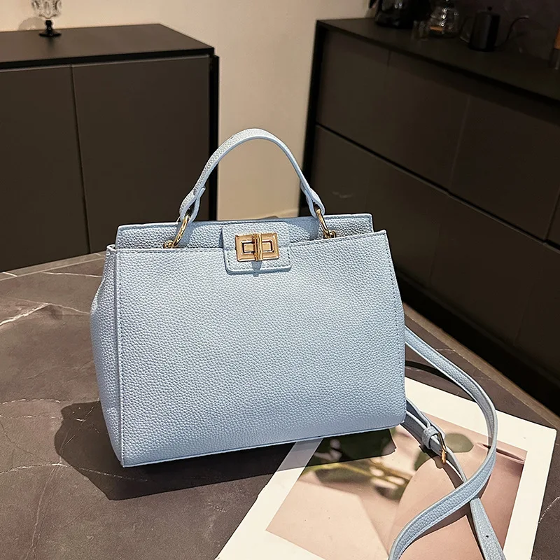 2025 Summer Minimalist Tote Bag for Women Casual Shoulder Purse Versatile Crossbody Fashionable Functional
2025 Summer Minimalist Tote Bag for Women Casual Shoulder Purse Versatile Crossbody Fashionable Functional