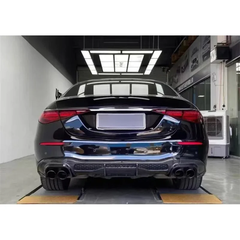 Real Carbon Fiber Body Kit S Class W223 S450 2021-2025 | Front Lip, Rear Diffuser, Rear Spoiler, Intake Covers
Real Carbon Fiber Body Kit S Class W223 S450 2021-2025 | Front Lip, Rear Diffuser, Rear Spoiler, Intake Covers
