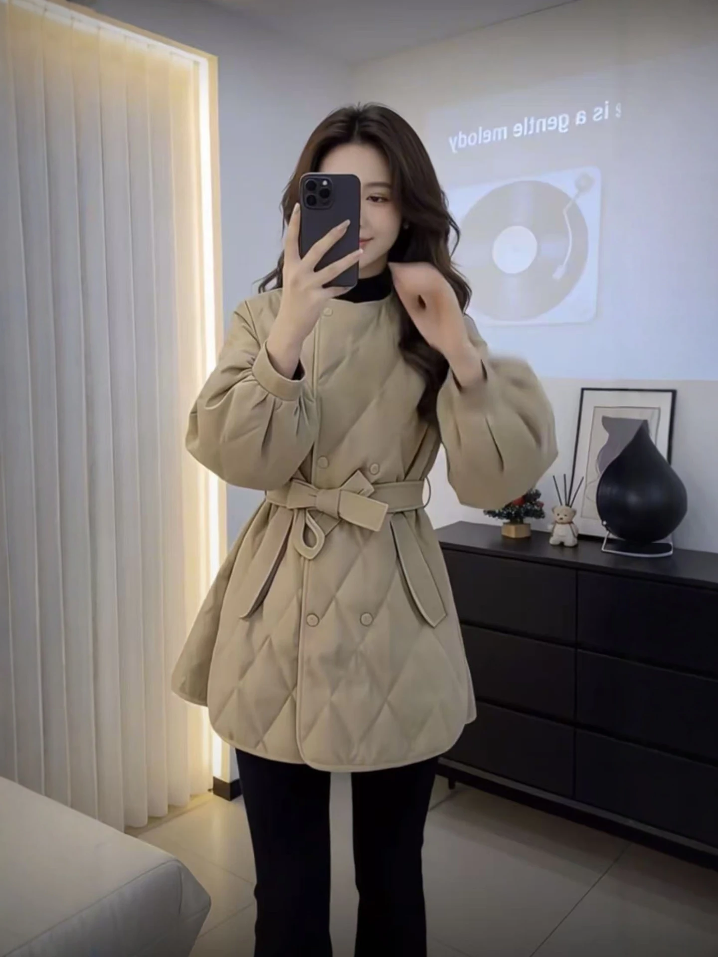 Women's Winter Quilted Cotton Jaet Waist-Cinching Strap Warm Padded Coat Oversize plus Size Sli Slimming Outerwear
Women's Winter Quilted Cotton Jaet Waist-Cinching Strap Warm Padded Coat Oversize plus Size Sli Slimming Outerwear