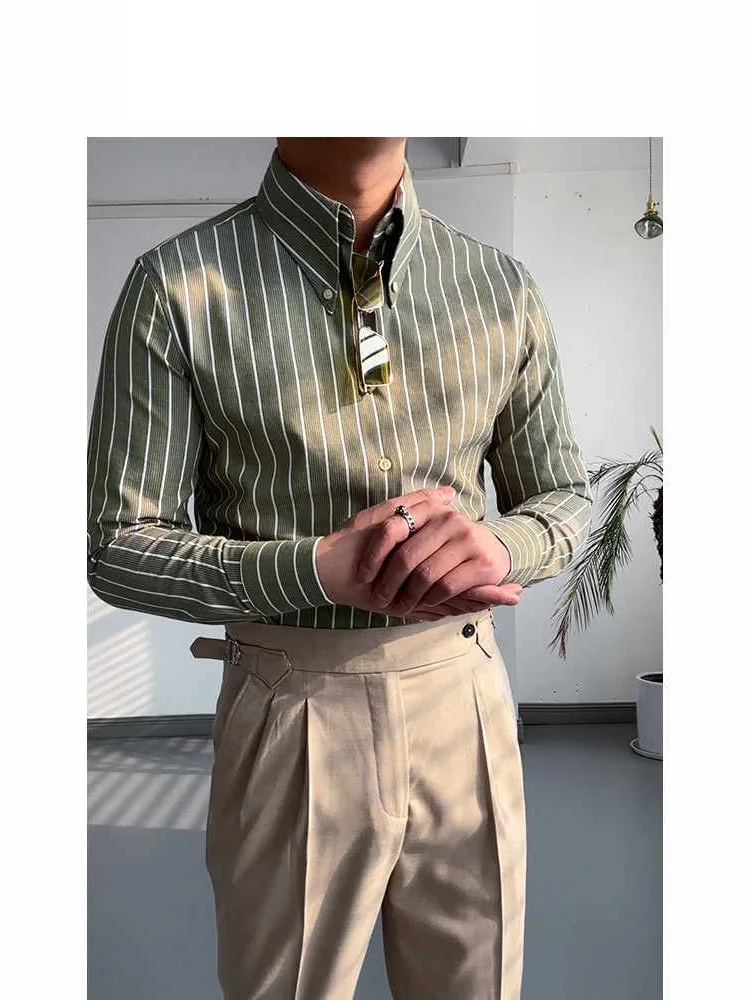 Мужская повседневная рубашка в полоску в итальянском винтажном стиле, с одной пуговицей, воротником-стойкой, облегающая, с индивидуальным дизайном
Мужская повседневная рубашка в полоску в итальянском винтажном стиле, с одной пуговицей, воротником-стойкой, облегающая, с индивидуальным дизайном