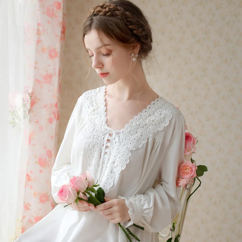Vintage Cotton Night Dress Women Fairy White Long Sleeve Sexy Lace V Neck Loose Peignoir Princess Sleepwear Victorian Nightgowns
Vintage Cotton Night Dress Women Fairy White Long Sleeve Sexy Lace V Neck Loose Peignoir Princess Sleepwear Victorian Nightgowns