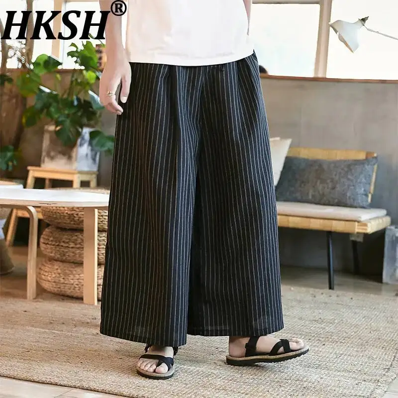 HKSH Spring Summer New Men's Loose Comfort Three-Dimensional Cut Ins Pants Thin Breathable Cotton Linen China-Chic Style HK19285
HKSH Spring Summer New Men's Loose Comfort Three-Dimensional Cut Ins Pants Thin Breathable Cotton Linen China-Chic Style HK19285