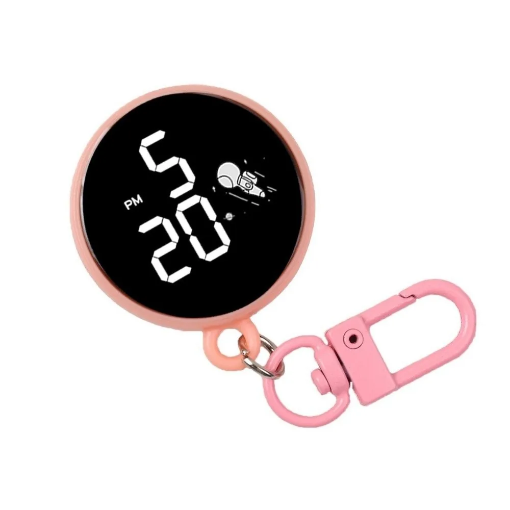 Цифровые часы-брелок в стиле астронавта, светящийся цифровой дисплей, светодиодные электронные часы, водонепроницаемые часы-подвеска
Цифровые часы-брелок в стиле астронавта, светящийся цифровой дисплей, светодиодные электронные часы, водонепроницаемые часы-подвеска