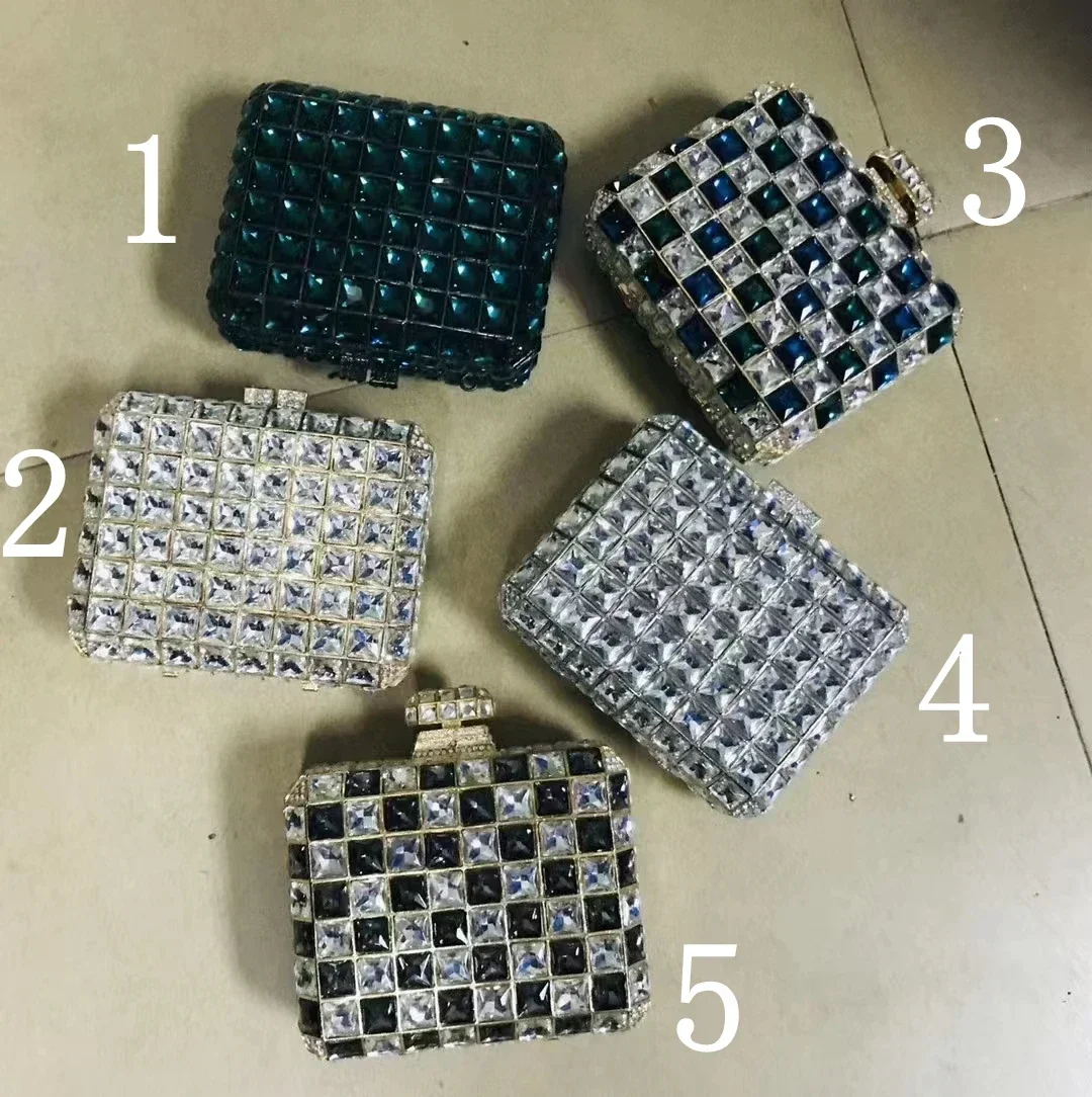 XIYUAN Mini Square High Quality Banquet Dinner Handbag Woman Diamond Wedding Bridal Purse Bling Crystal Gala Party Evening Bag
XIYUAN Mini Square High Quality Banquet Dinner Handbag Woman Diamond Wedding Bridal Purse Bling Crystal Gala Party Evening Bag