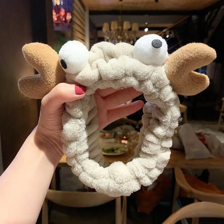 1PC Women Cute Reindeer Plush Headband Soft Fleece Face Washing Hair Band Cartoon Antler Hair Accessory For Daily Gift
1PC Women Cute Reindeer Plush Headband Soft Fleece Face Washing Hair Band Cartoon Antler Hair Accessory For Daily Gift