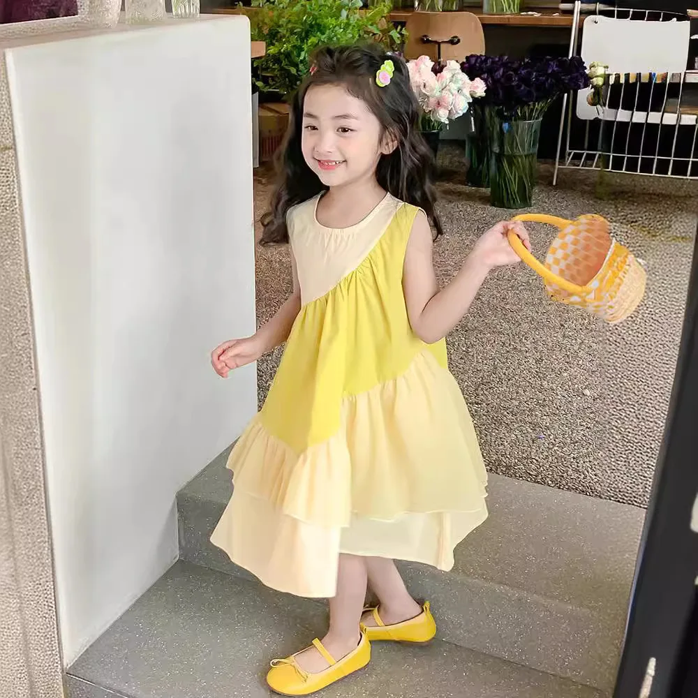 Girls Sleeveless Dress Summer New Style Small and Medium-sized Children Patchwork Pure Cotton Vest Skirt
Girls Sleeveless Dress Summer New Style Small and Medium-sized Children Patchwork Pure Cotton Vest Skirt