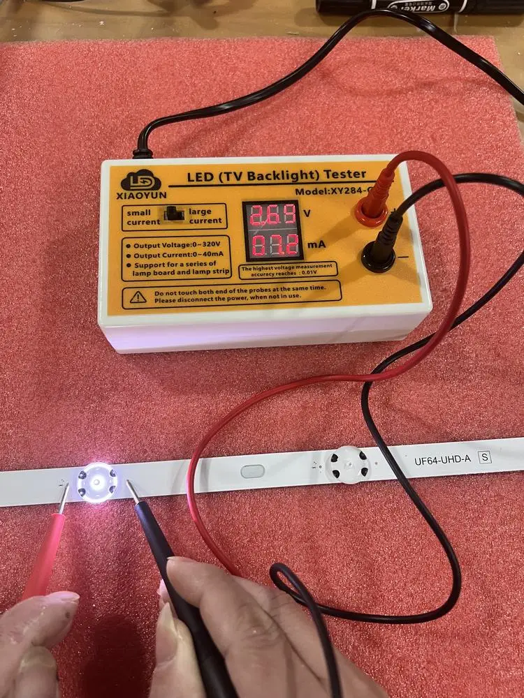 Output 0-320V LED lamp beads strip Tester Tool Smart-Fit Voltage for All Size LCD TV Do not disassemble the screen
Output 0-320V LED lamp beads strip Tester Tool Smart-Fit Voltage for All Size LCD TV Do not disassemble the screen