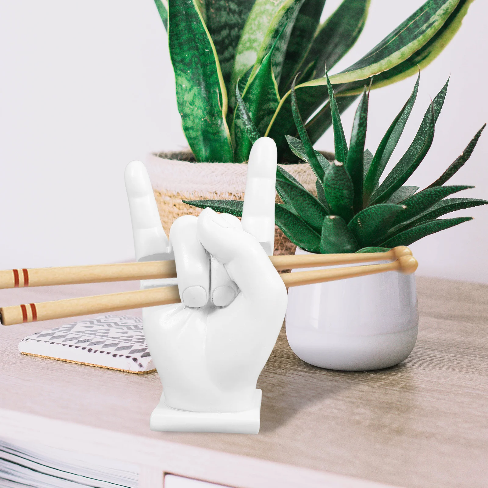 Long Lasting Drum Stick Support Resin Mallet Bracket Fine Details Drumstick Display Stand Drumstick Holder Drum Mallet Bracket
Long Lasting Drum Stick Support Resin Mallet Bracket Fine Details Drumstick Display Stand Drumstick Holder Drum Mallet Bracket