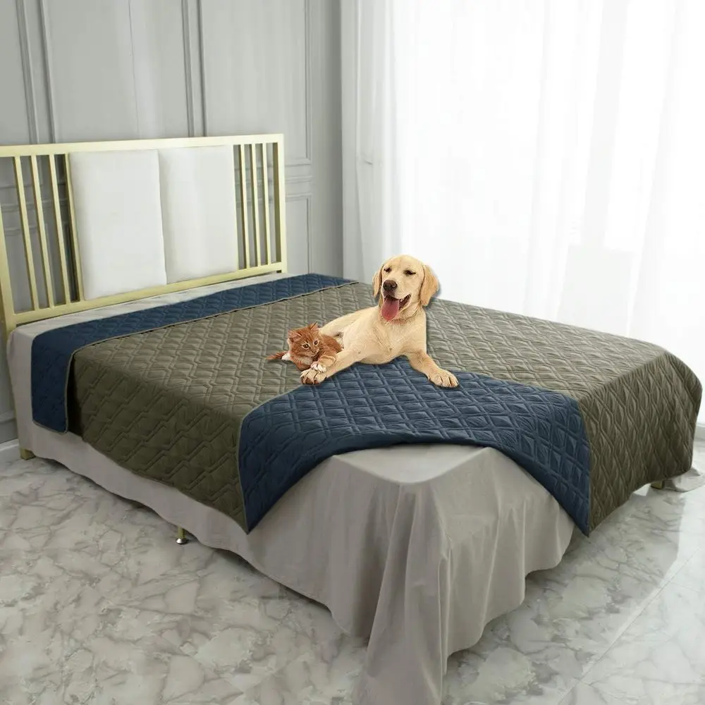 Reversible Sofa-Style Dog Bed Cover with Pet Blanket
Reversible Sofa-Style Dog Bed Cover with Pet Blanket