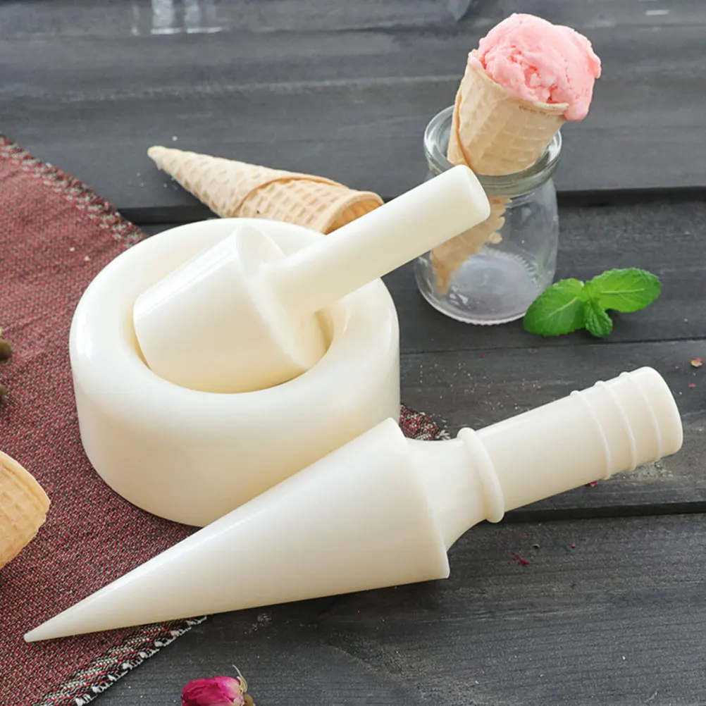 1 set Ice Cream Cone Mold Baking Shaper Small Cones Sweet Treat Molds Waffle Cone Maker Home Kitchen Tool PVC Material Egg Roll
1 set Ice Cream Cone Mold Baking Shaper Small Cones Sweet Treat Molds Waffle Cone Maker Home Kitchen Tool PVC Material Egg Roll