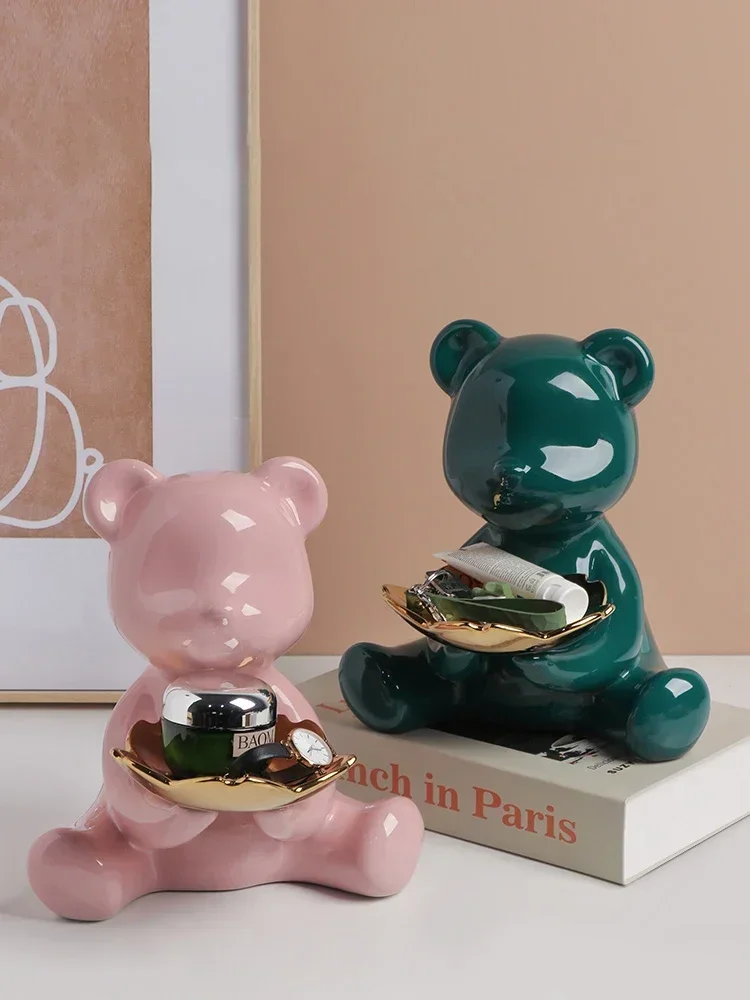 Nordic multifunctional bear decoration porch key storage plate living room ceramic home decoration accessories housewarming gift
Nordic multifunctional bear decoration porch key storage plate living room ceramic home decoration accessories housewarming gift