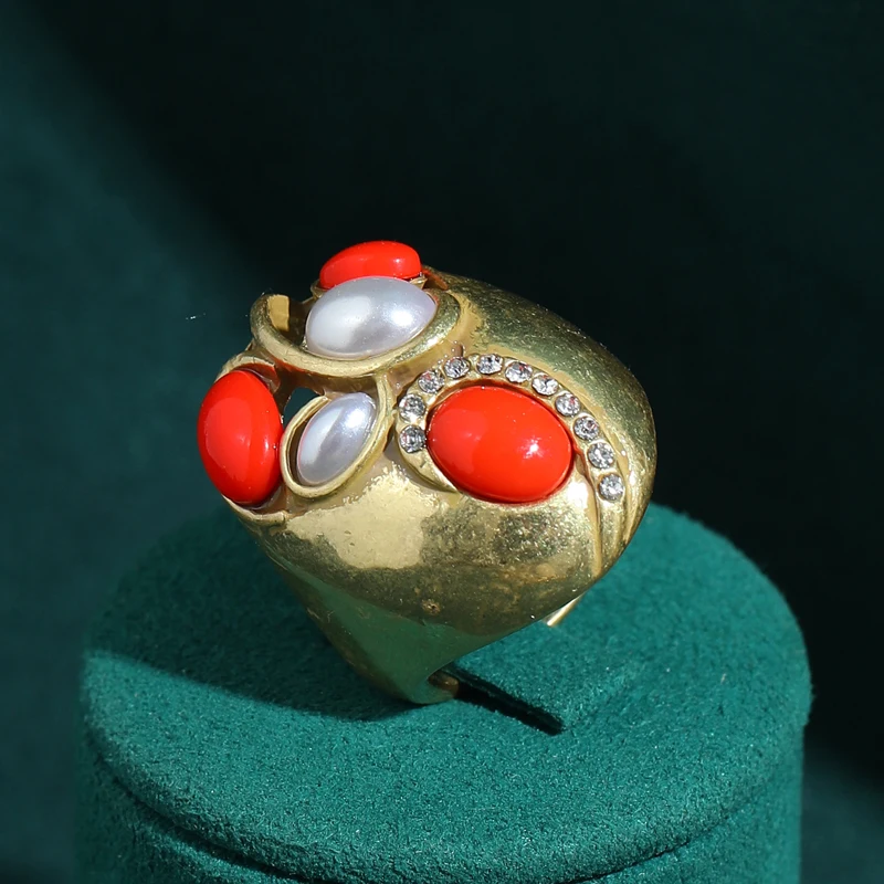 Vintage Oval Pearl Red Rings Gold Color Natural Stone Charm Design For Women 2026 Wedding Brand Jewelry New Accessories Quality
Vintage Oval Pearl Red Rings Gold Color Natural Stone Charm Design For Women 2026 Wedding Brand Jewelry New Accessories Quality