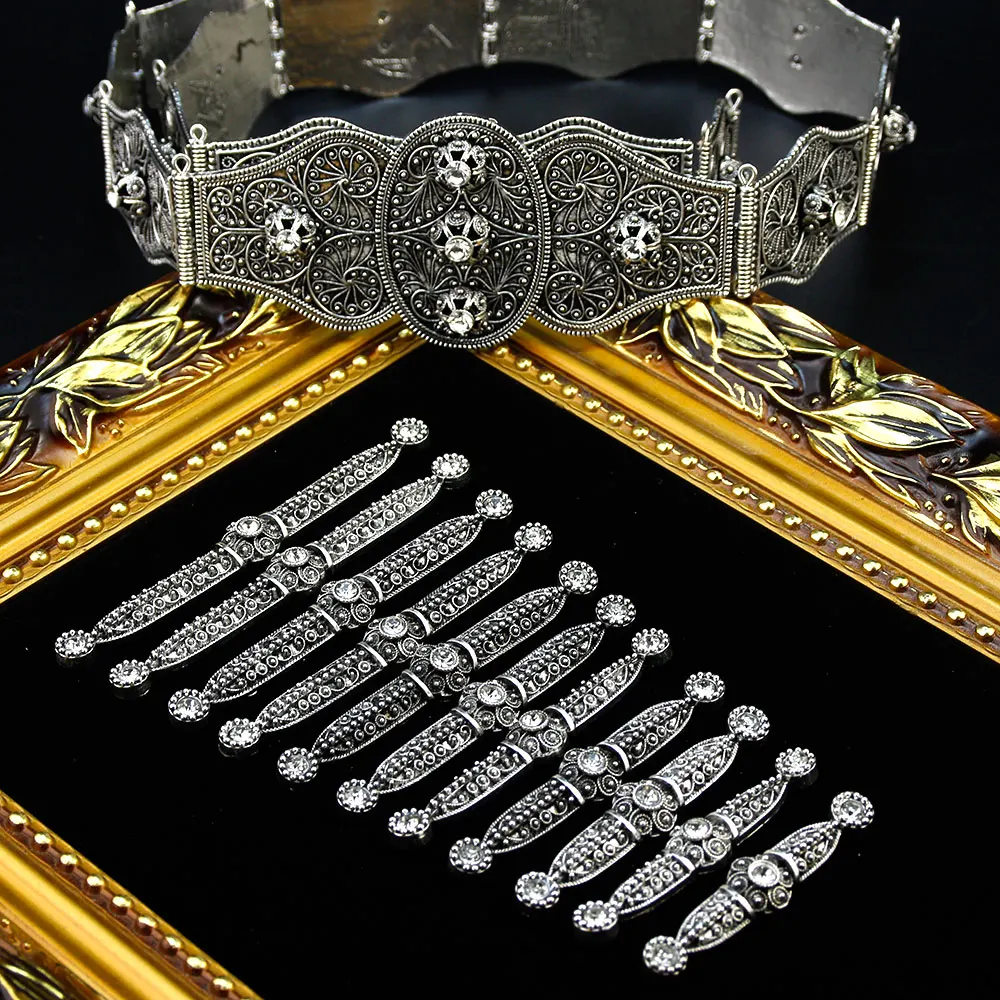 Sunspicems Chic Turkey Caucasus Bride Waist Belt Dress Breastplate Chest Decoration Retro Silver Color Ethnic Metal Jewelry Set
Sunspicems Chic Turkey Caucasus Bride Waist Belt Dress Breastplate Chest Decoration Retro Silver Color Ethnic Metal Jewelry Set