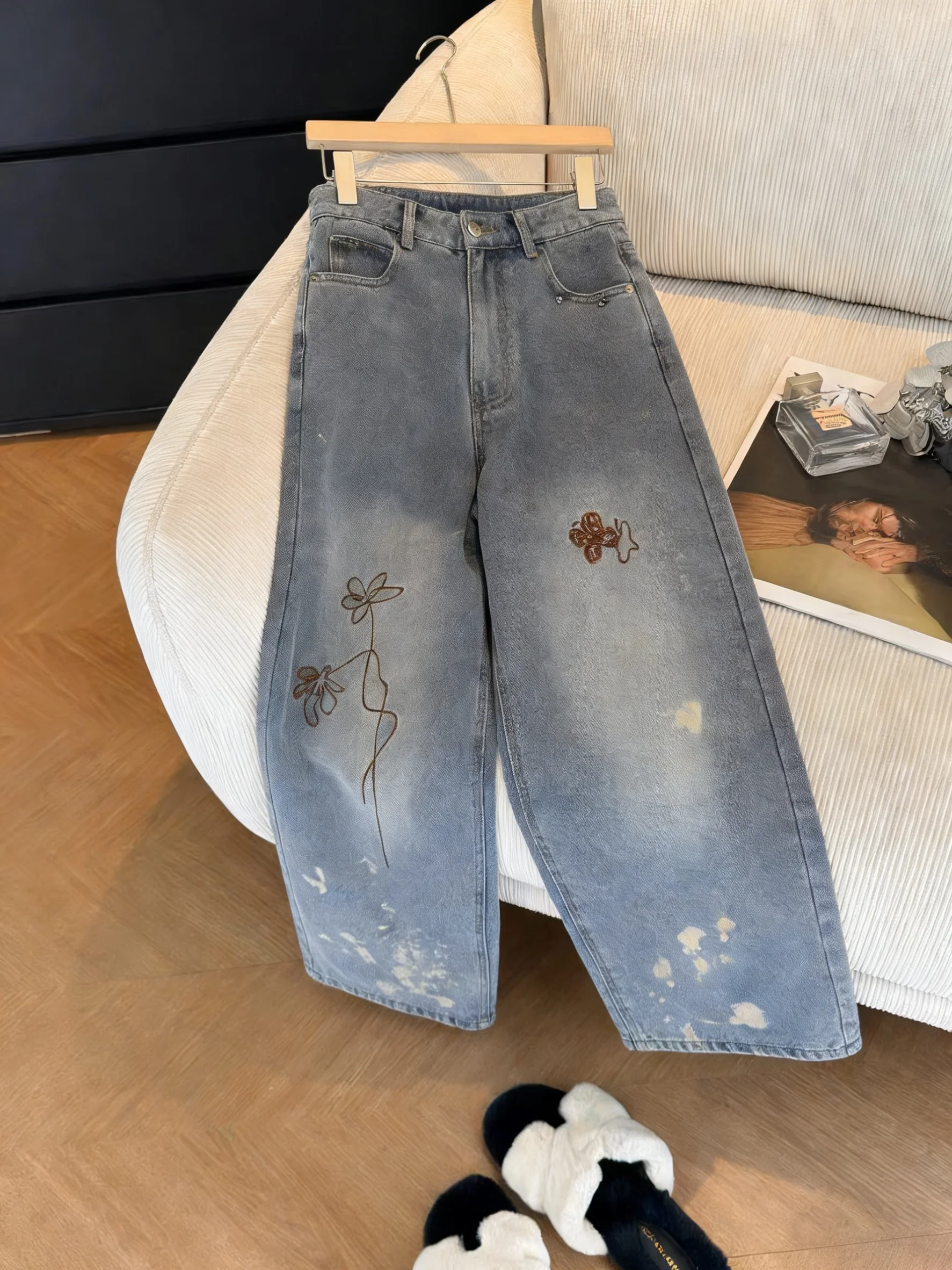 Trendy High Waist Distred Blue Denim Jeans Women's Loose Slimming Wide Leg Pants Spring Autumn Casual High Elastici
Trendy High Waist Distred Blue Denim Jeans Women's Loose Slimming Wide Leg Pants Spring Autumn Casual High Elastici