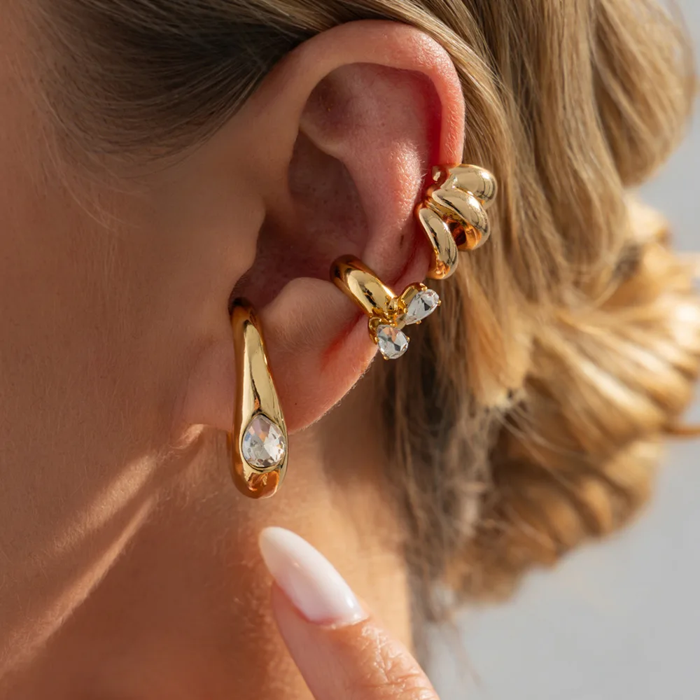 Ingemark 3Pcs/Set Unique Inlaid Rhinestone Clip Earrings for Women Personalized Gold Color C-shaped Ear Cuff 2026 New Jewelry
Ingemark 3Pcs/Set Unique Inlaid Rhinestone Clip Earrings for Women Personalized Gold Color C-shaped Ear Cuff 2026 New Jewelry