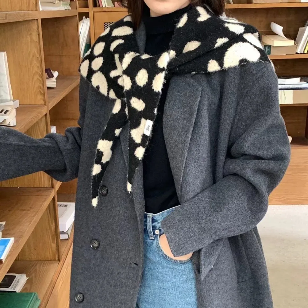 Soft Korean Style Striped Scarf Cashmere Thickened Knitted Triangle Scarf Neck Warmer Plush Cape Wraps Autumn Winter 
Soft Korean Style Striped Scarf Cashmere Thickened Knitted Triangle Scarf Neck Warmer Plush Cape Wraps Autumn Winter