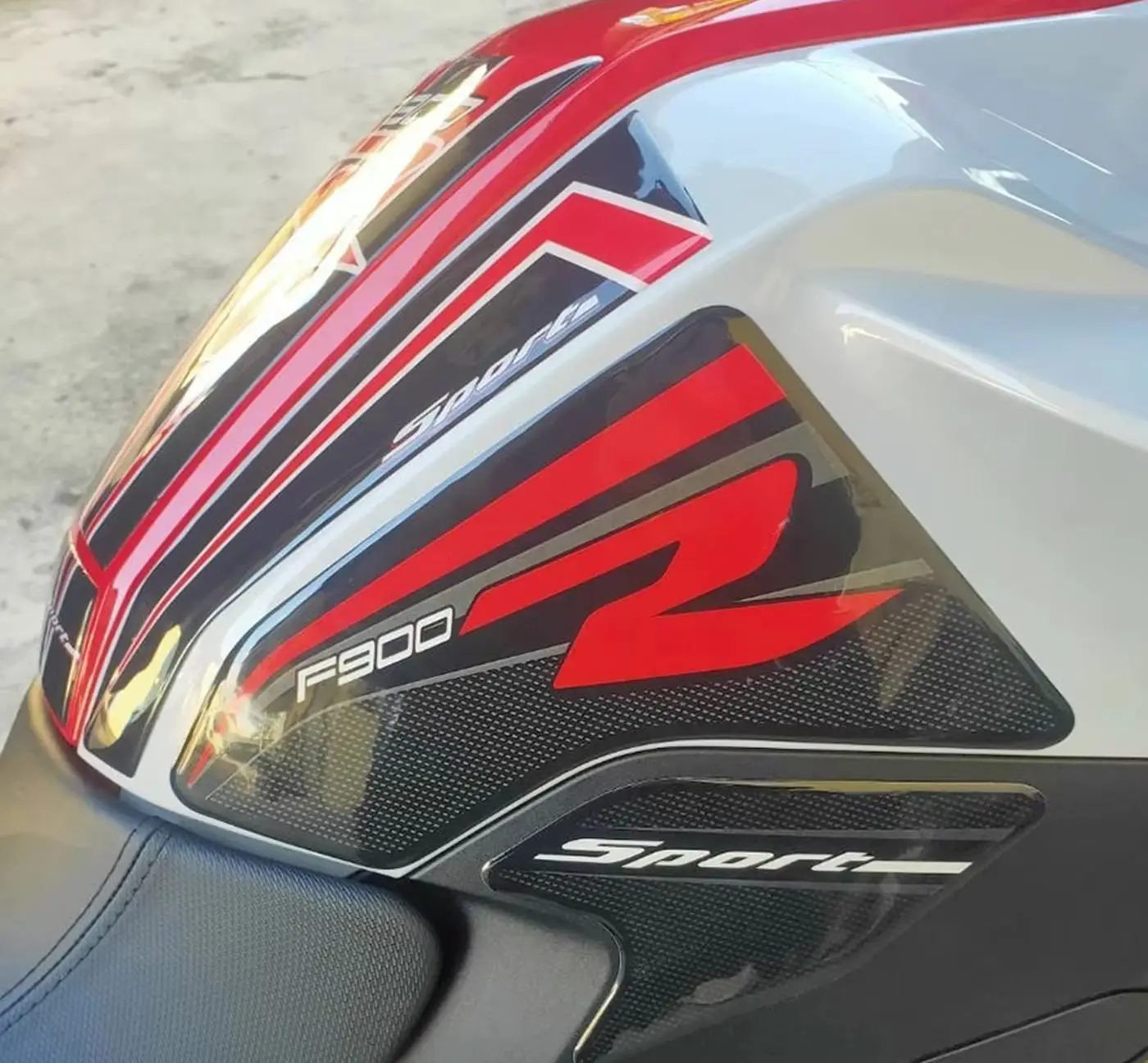 For BMW F900 F 900 R F900R Motorcycle adhesive Stickers decal 2019-2020 Fuel Tank Pad Tankpad Fishbone Protector
For BMW F900 F 900 R F900R Motorcycle adhesive Stickers decal 2019-2020 Fuel Tank Pad Tankpad Fishbone Protector