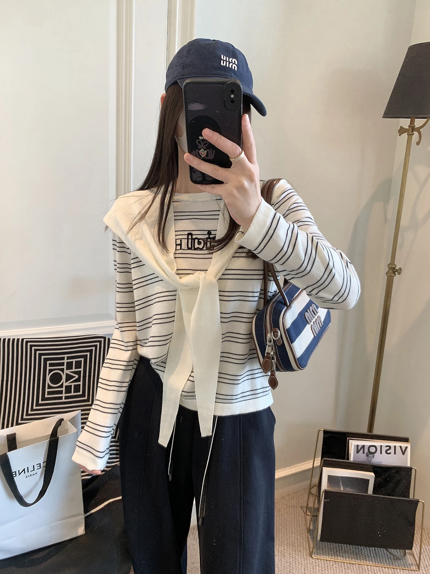Ladies' Long Sve Knitted Woolen Top Spring Faion Korean Sle Base irt Trendy Embroidered round Ne Thin Fabric
Ladies' Long Sve Knitted Woolen Top Spring Faion Korean Sle Base irt Trendy Embroidered round Ne Thin Fabric