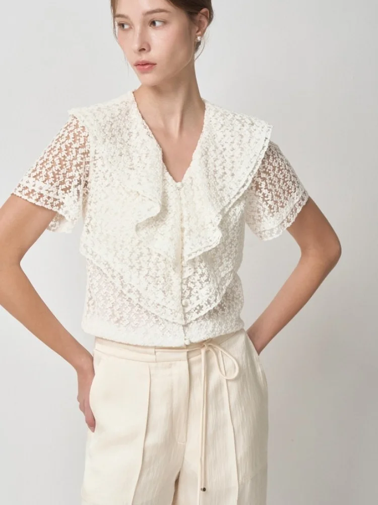 Elegant Korean Style Breathable Comfortable Lace Shirt Stand Collar Blouse Floral Design Cotton Material Daily Wear for ...
Elegant Korean Style Breathable Comfortable Lace Shirt Stand Collar Blouse Floral Design Cotton Material Daily Wear for ...