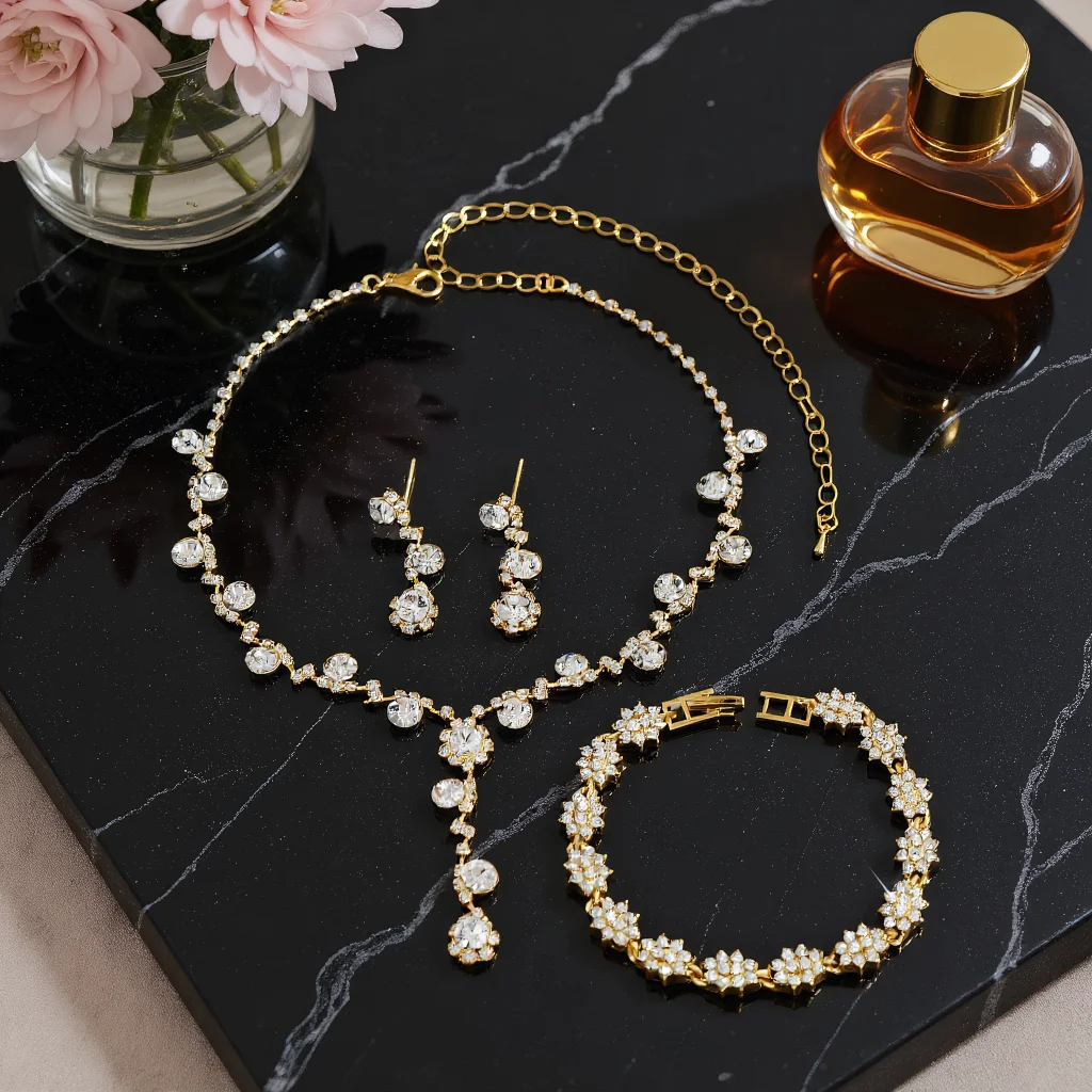 4pcs Elegant Vintage Jewelry Set for Women Sunflower Water Diamond Pearl Style Necklace Choker Bridal Wedding Bracelet Party
4pcs Elegant Vintage Jewelry Set for Women Sunflower Water Diamond Pearl Style Necklace Choker Bridal Wedding Bracelet Party