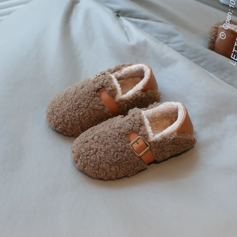Girls Fluffy Flat Shoes New Versatile Winter Shoes for Children Warm Outdoor Kids Fashion Causal Cotton Shoes Simple Non-slip
Girls Fluffy Flat Shoes New Versatile Winter Shoes for Children Warm Outdoor Kids Fashion Causal Cotton Shoes Simple Non-slip