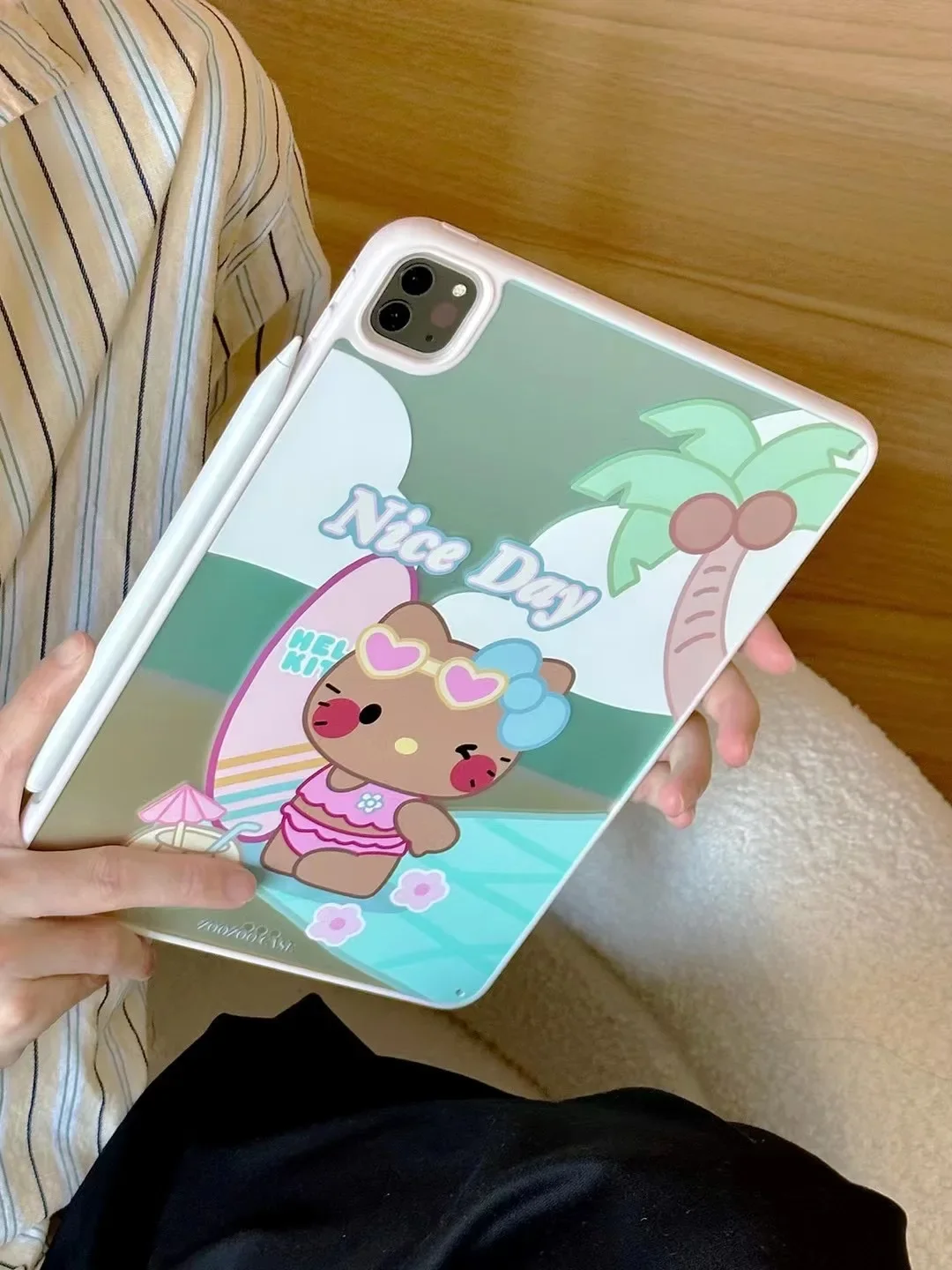 Cute Hello Kitty with pen slot For iPad Air 2021 10.2 Case Mini 6 Air 4 10.9 Silicone Protective Case iPad Pro 11 Inch Cover
Cute Hello Kitty with pen slot For iPad Air 2021 10.2 Case Mini 6 Air 4 10.9 Silicone Protective Case iPad Pro 11 Inch Cover