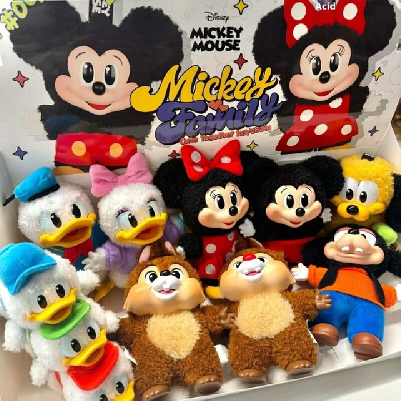 New Genuine Mickey Family Cute Together Series Keychain Chictiti‘S Gifts Blind Box Lovely Mickey Family Vinyl Dolls Mystery Box
New Genuine Mickey Family Cute Together Series Keychain Chictiti‘S Gifts Blind Box Lovely Mickey Family Vinyl Dolls Mystery Box
