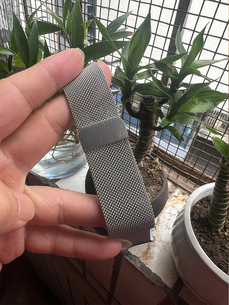 Milanese Loop for apple watch band 44mm 40mm 45mm 41mm 42-46mm strap ultra 3 2 49mm metal bands iwatch series 11-10 9 8 7 6 SE 5
Milanese Loop for apple watch band 44mm 40mm 45mm 41mm 42-46mm strap ultra 3 2 49mm metal bands iwatch series 11-10 9 8 7 6 SE 5