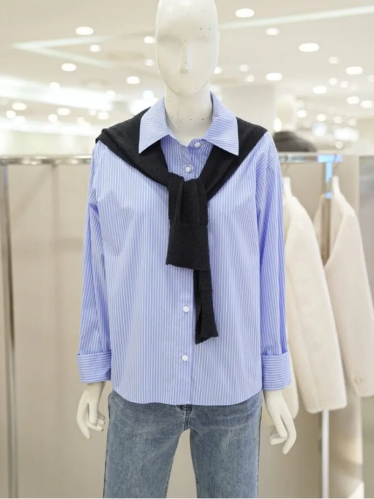 Летняя коллекция 2026: Повседневная свободная вязаная рубашка в полоску из комфортного, приятного для кожи хлопка – модный стиль для женщин на каждый день
Летняя коллекция 2026: Повседневная свободная вязаная рубашка в полоску из комфортного, приятного для кожи хлопка – модный стиль для женщин на каждый день