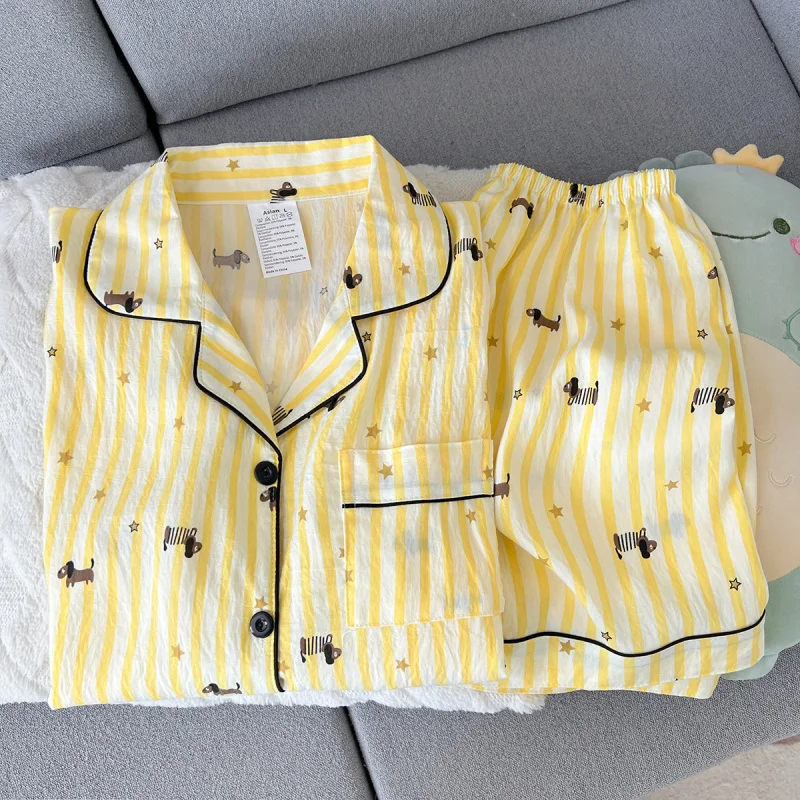 Summer Women's Printed Pajama Set V-neck Top and Shorts 2-piece Set, Casual and Comfortable Home Set, Can be worn externally
Summer Women's Printed Pajama Set V-neck Top and Shorts 2-piece Set, Casual and Comfortable Home Set, Can be worn externally