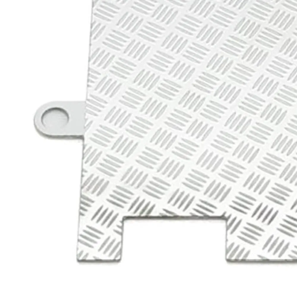 Rear Metal Anti-skid Plate for 1/14 DIY TAMIYA 56301 56344 RC Tractor Truck King Hauler Grand Hauler Remote Control Lorry Car
Rear Metal Anti-skid Plate for 1/14 DIY TAMIYA 56301 56344 RC Tractor Truck King Hauler Grand Hauler Remote Control Lorry Car