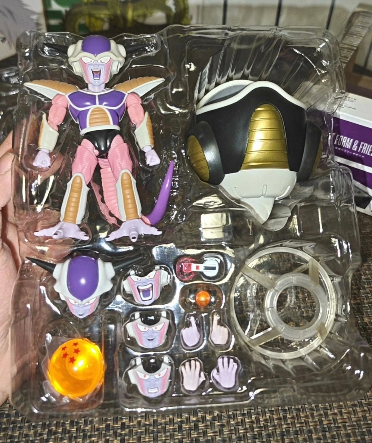 Bandai SHF Dragon Ball Frisa King First Form Aircraft
Bandai SHF Dragon Ball Frisa King First Form Aircraft