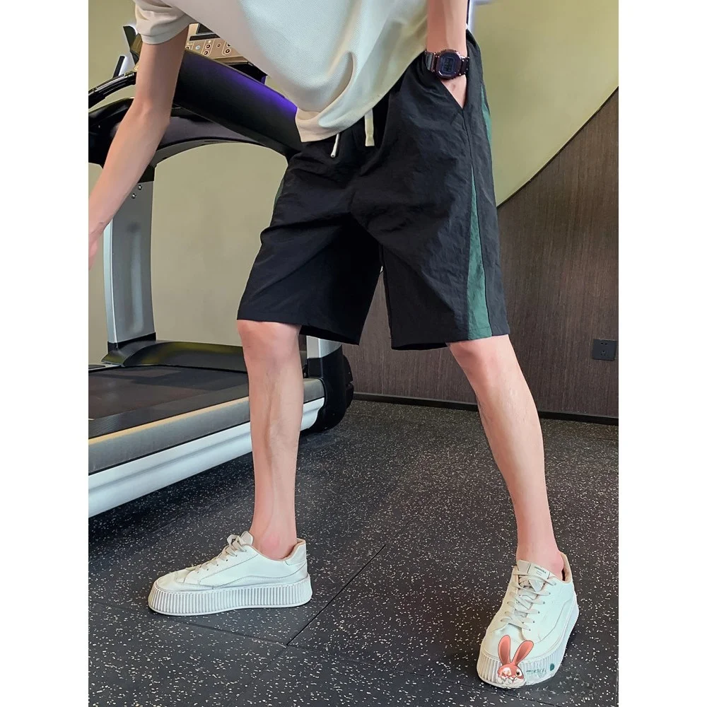 Men's Summer Quick Dry Sports Shorts Thin Five-Quarter Loose Straight Leg Workwear Casual Elastic Waist Pants
Men's Summer Quick Dry Sports Shorts Thin Five-Quarter Loose Straight Leg Workwear Casual Elastic Waist Pants