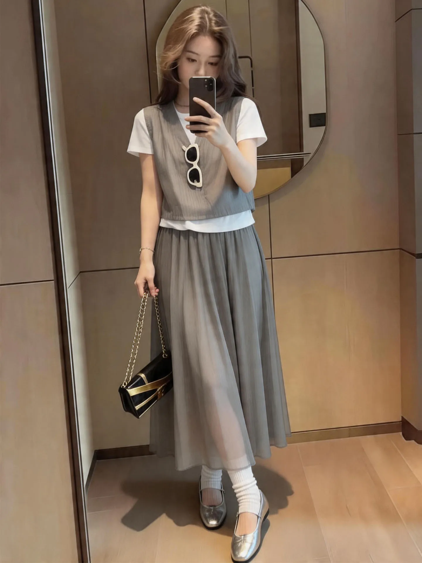 Fashionable Casual Summer 2026 Women's A-Line Skirt Set Short Sleeve round Neck T-Shirt High Waist Long Skirt Two-Piece Set
Fashionable Casual Summer 2026 Women's A-Line Skirt Set Short Sleeve round Neck T-Shirt High Waist Long Skirt Two-Piece Set