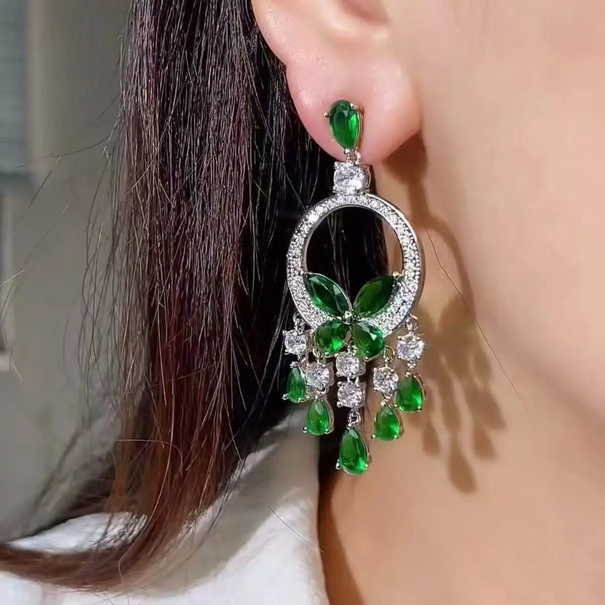 Personalized earrings, versatile European and American style drop earrings,butterfly zircon tassel earrings, long earrings
Personalized earrings, versatile European and American style drop earrings,butterfly zircon tassel earrings, long earrings