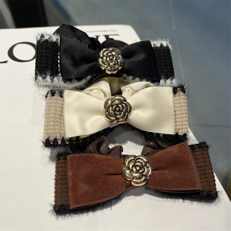 Retro Velvet Bow Hair Tie Rubber Camellia Flower Elastic Scrunchie Elegant Ponytail Holder Hair Bands Korean Hair Accessories
Retro Velvet Bow Hair Tie Rubber Camellia Flower Elastic Scrunchie Elegant Ponytail Holder Hair Bands Korean Hair Accessories