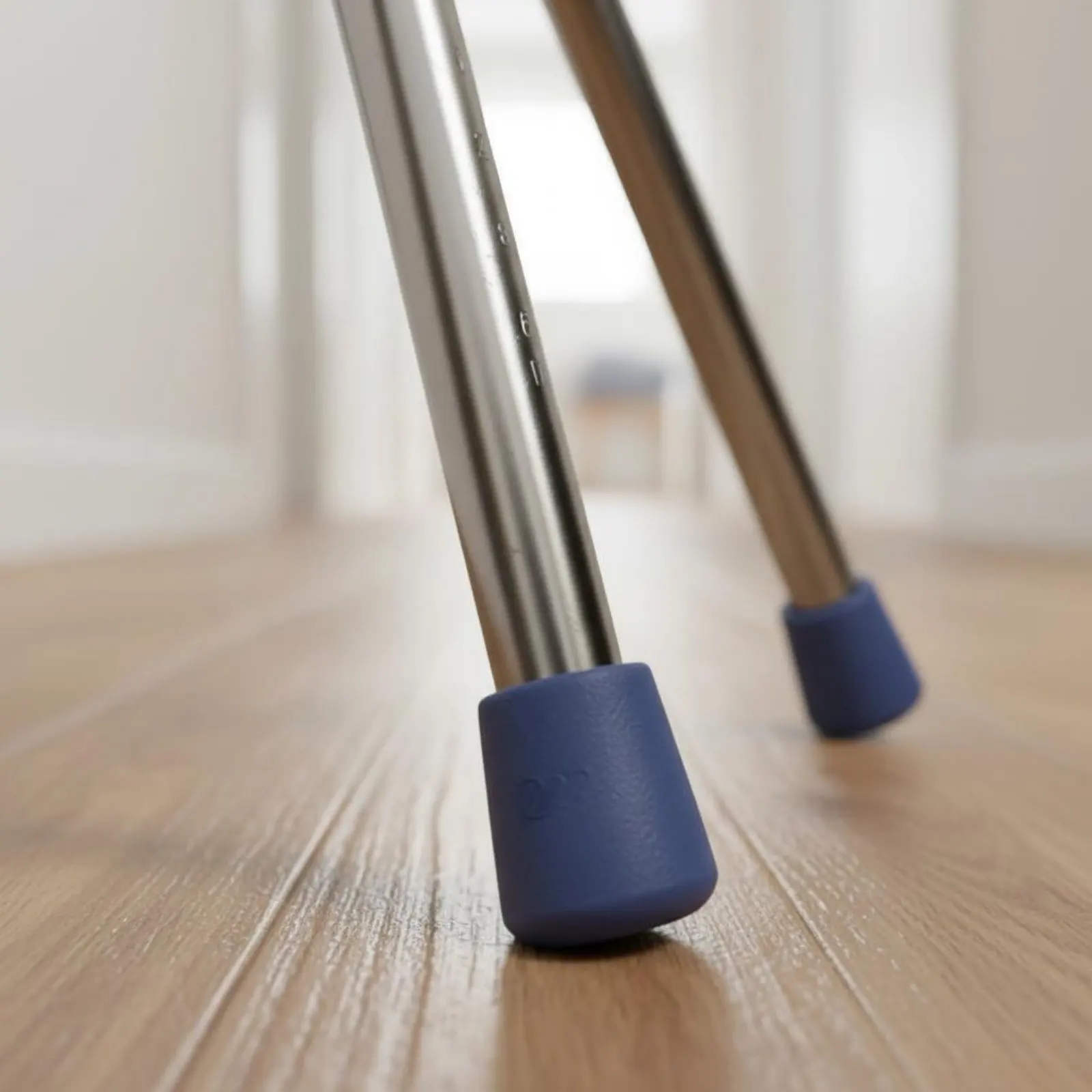 Hiking Cane with Seat Anti-Slip Portable Cane Stool Trekking Pole Chair Comfortable Grip Lightweight for Elderly, Travel
Hiking Cane with Seat Anti-Slip Portable Cane Stool Trekking Pole Chair Comfortable Grip Lightweight for Elderly, Travel