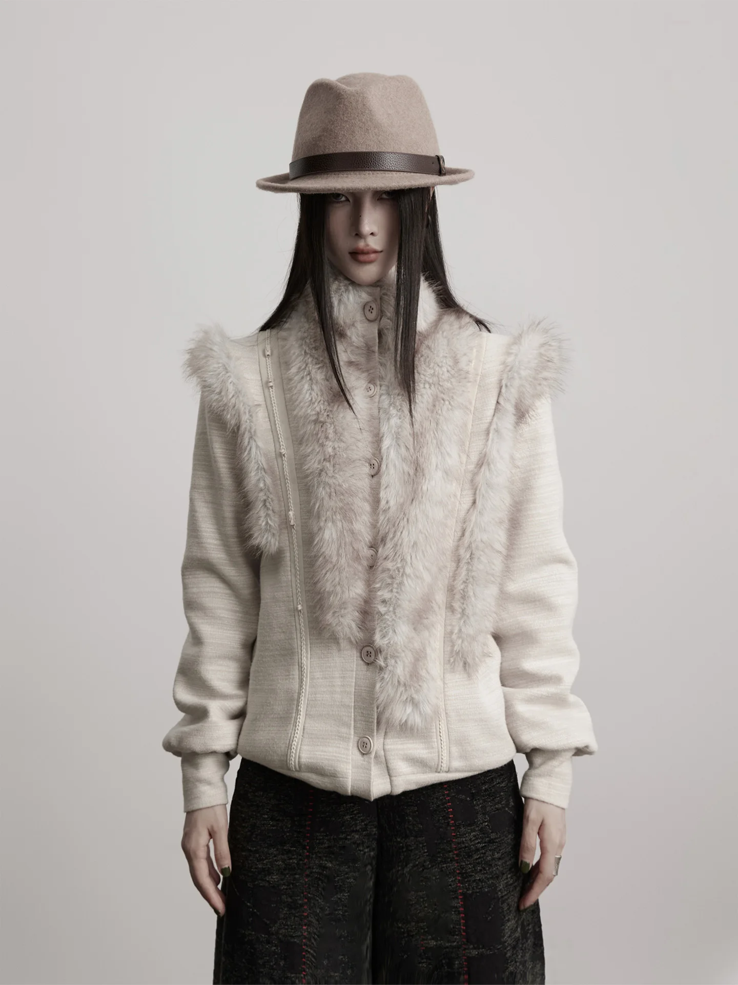 White Knitted ort Jaet Indue Qingyue Ydoru Pastoral Sle Plu Patchwork Leather Slim Fit Winter Outerwear Coat
White Knitted ort Jaet Indue Qingyue Ydoru Pastoral Sle Plu Patchwork Leather Slim Fit Winter Outerwear Coat