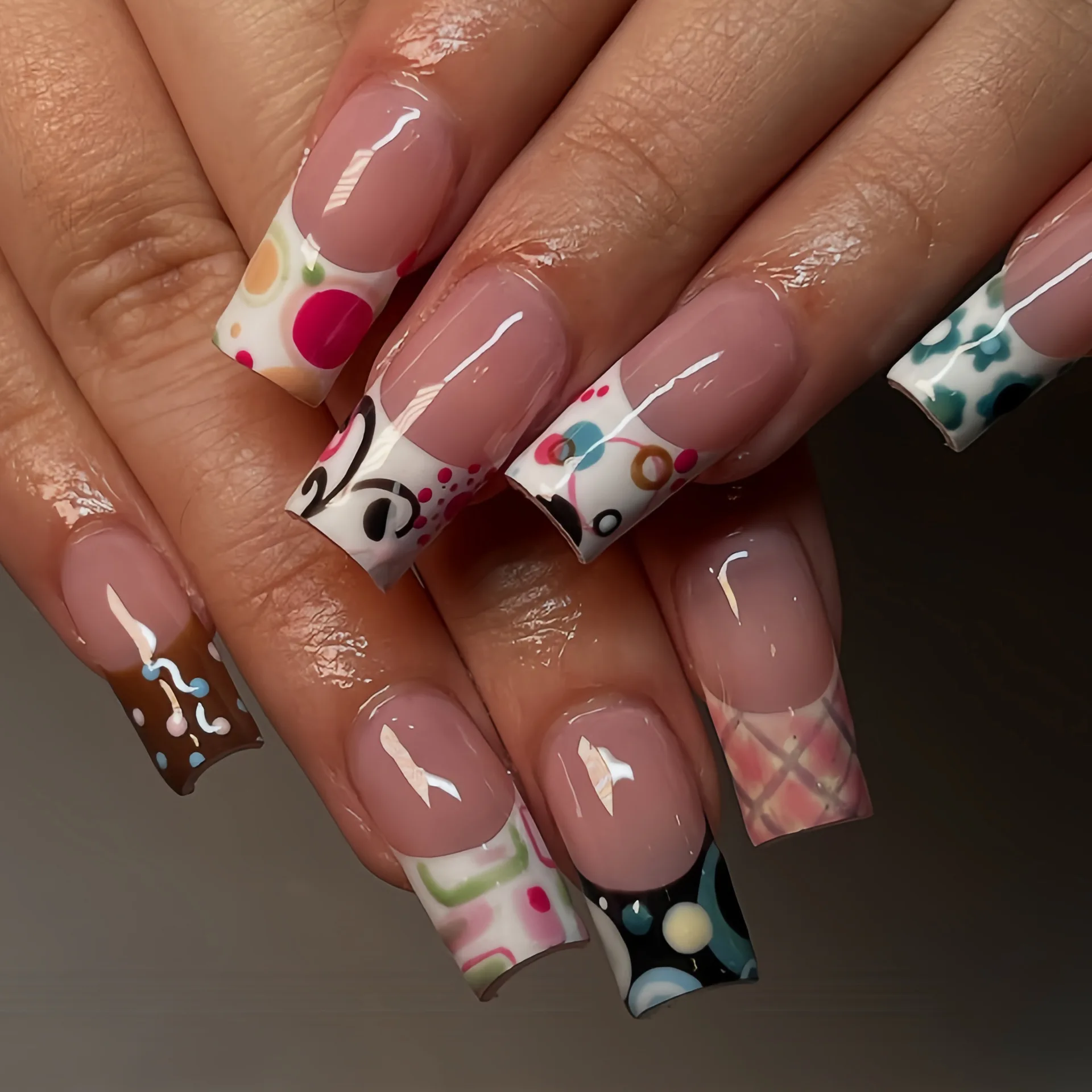 24pcs Sweet Cool French Style False Nails Wave Point Flower Designs Spicy Girl Press On Nails Medium Coffin European Fake Nail
24pcs Sweet Cool French Style False Nails Wave Point Flower Designs Spicy Girl Press On Nails Medium Coffin European Fake Nail