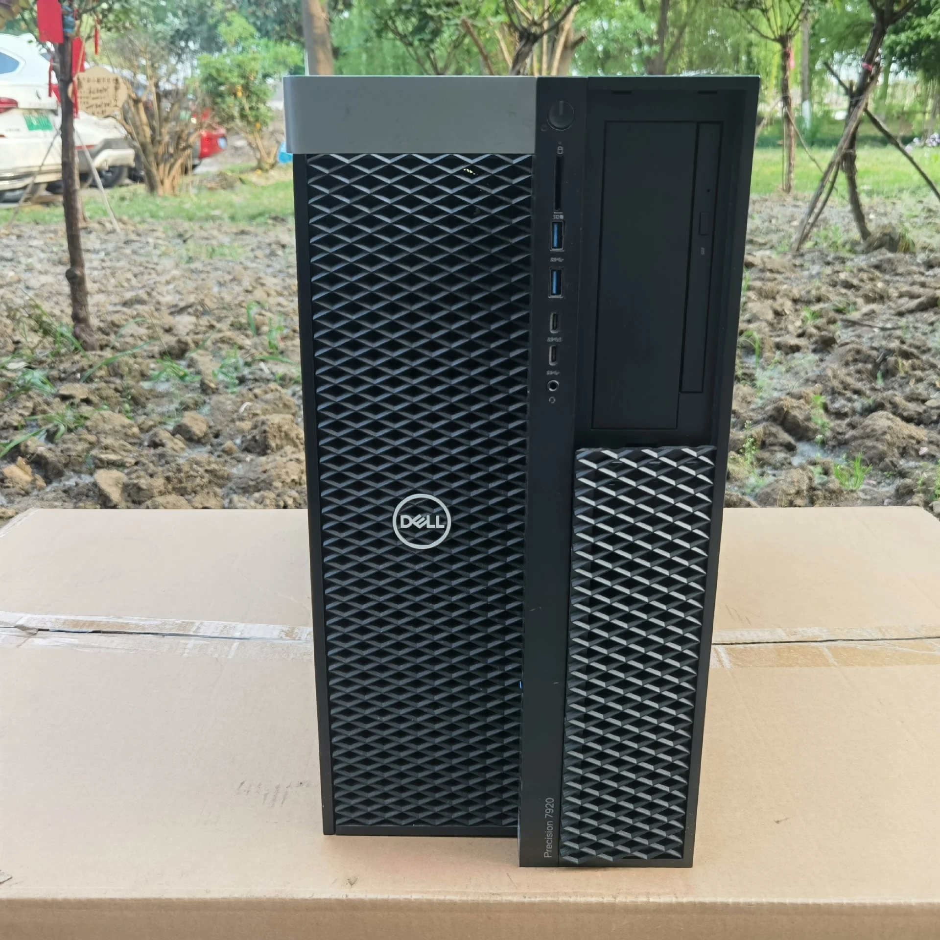OriginalT7920 3,5 дюйма 4Drive BaySupports, две входящие процессоры из золота, серебра и бронзы
OriginalT7920 3,5 дюйма 4Drive BaySupports, две входящие процессоры из золота, серебра и бронзы