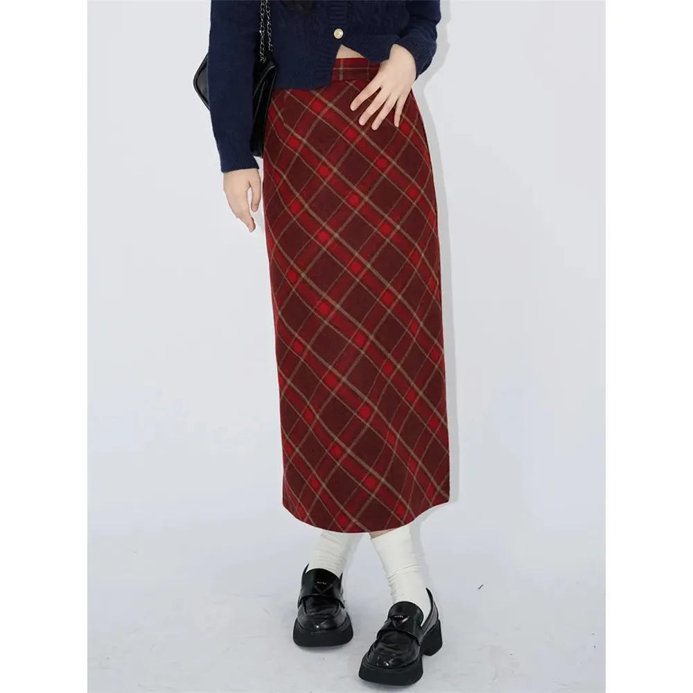 Christmas Red Plaid Long Skirt Women E-Girl Loose A Line Skirts Streetwear Y2k Korean Vintage Female High Waist Skirt Harajuku
Christmas Red Plaid Long Skirt Women E-Girl Loose A Line Skirts Streetwear Y2k Korean Vintage Female High Waist Skirt Harajuku