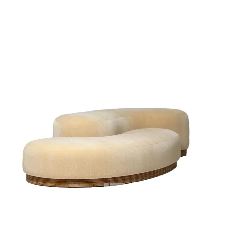 Cream curved design double hook jade velvet fabric sofa module combination niche retro sofa
Cream curved design double hook jade velvet fabric sofa module combination niche retro sofa