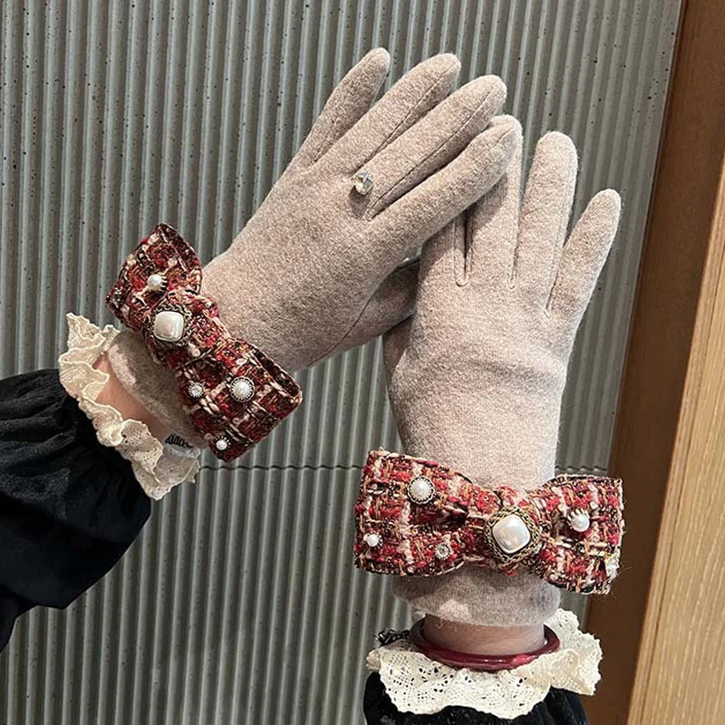 women gloves plush lining black khaki big bowknot winter gloves for women elegant warm outdoor
women gloves plush lining black khaki big bowknot winter gloves for women elegant warm outdoor