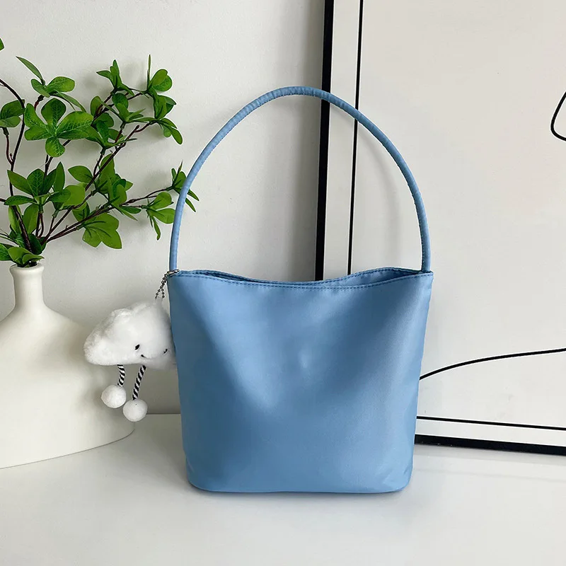 Korean Style Nylon Armpit Bucket Bag, Letter Design, Ideal for Daily Use & Birthday Gifts
Korean Style Nylon Armpit Bucket Bag, Letter Design, Ideal for Daily Use & Birthday Gifts