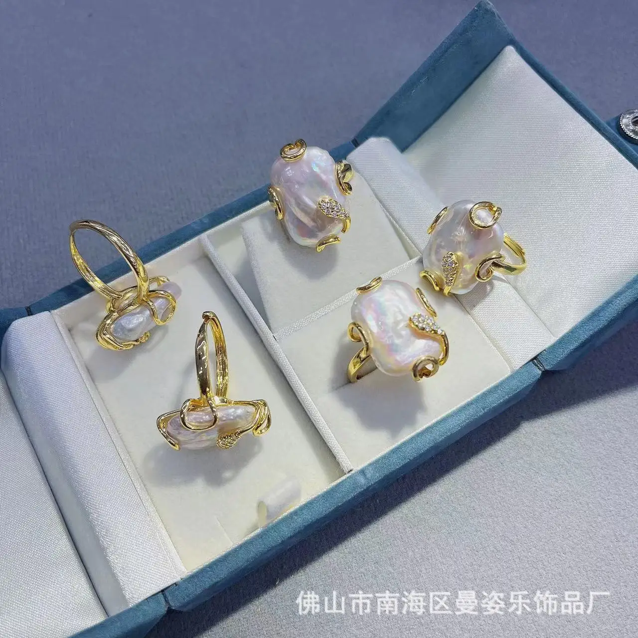 Новое французское кольцо с натуральным жемчугом в стиле барокко, персонализированное кольцо для экспорта в животе Кольца
Новое французское кольцо с натуральным жемчугом в стиле барокко, персонализированное кольцо для экспорта в животе Кольца