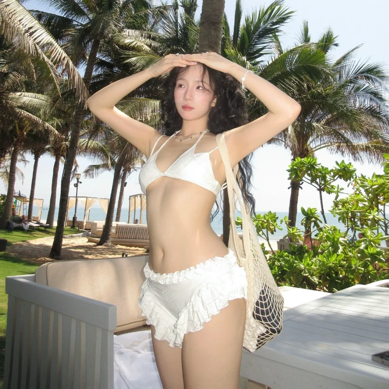 Женский сексуальный купальник-бикини в европейско-американском стиле с рюшами – раздельный купальник с высоким вырезом, модный купальный костюм для отдыха на пляже и в горячих источниках
Женский сексуальный купальник-бикини в европейско-американском стиле с рюшами – раздельный купальник с высоким вырезом, модный купальный костюм для отдыха на пляже и в горячих источниках