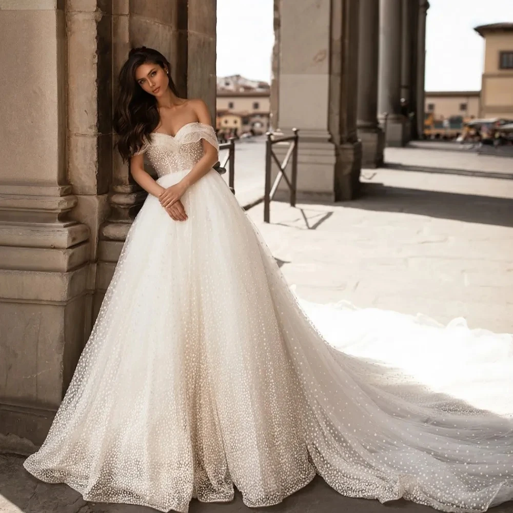 Classic Tulle Wedding Dresses 2024 Women Off Shoulder Sweetheart Pleat Lace Bride Dress Customised Vestido De Novia
Classic Tulle Wedding Dresses 2024 Women Off Shoulder Sweetheart Pleat Lace Bride Dress Customised Vestido De Novia