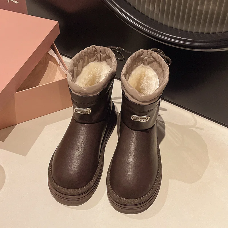 Soft Leather Waterproof Snow Boots For 2025 Women Winter with Plush Northeast Warm Thick Bottom Bread Short Boots Ankle Boots
Soft Leather Waterproof Snow Boots For 2025 Women Winter with Plush Northeast Warm Thick Bottom Bread Short Boots Ankle Boots